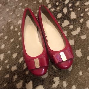 Red flats with flat bow